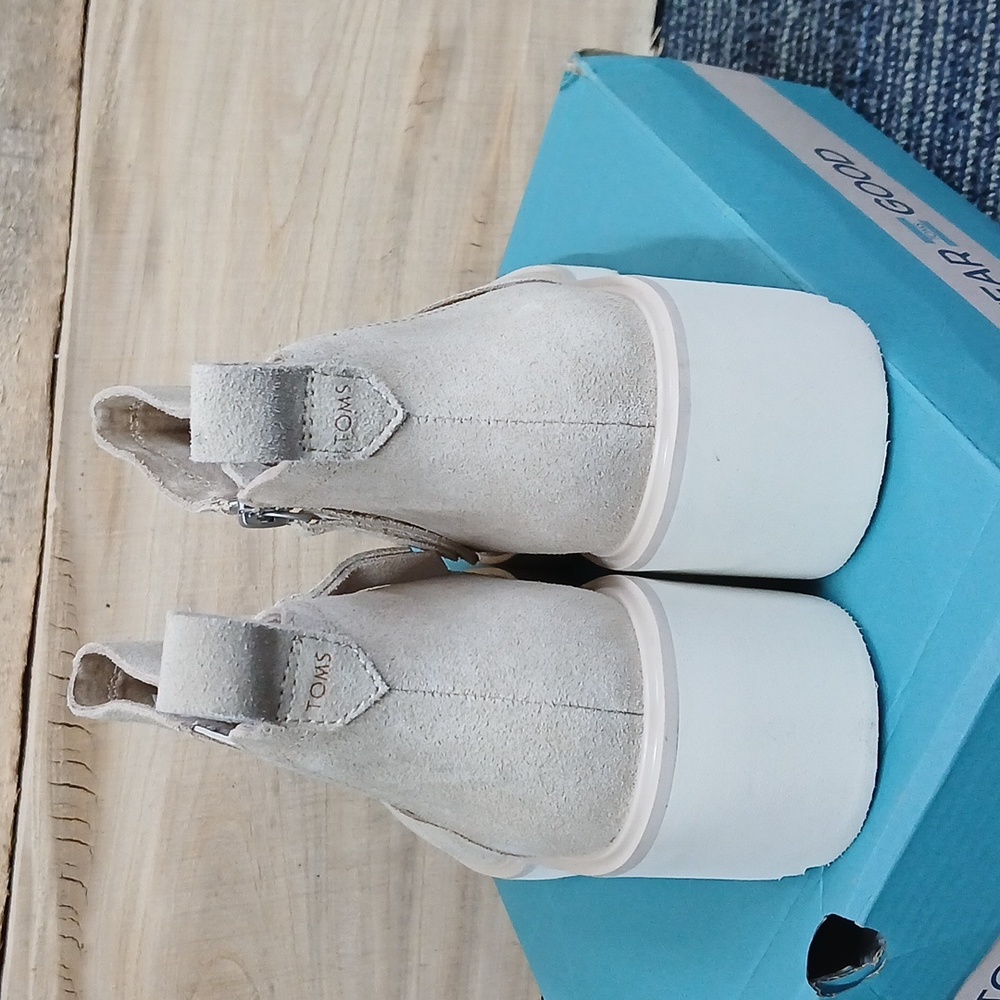 Toms Maude Wedge Chelsea Boot Oatmeal Tan Leather Upper Ankle Bootie Zip Size 8 - Picture 5 of 10